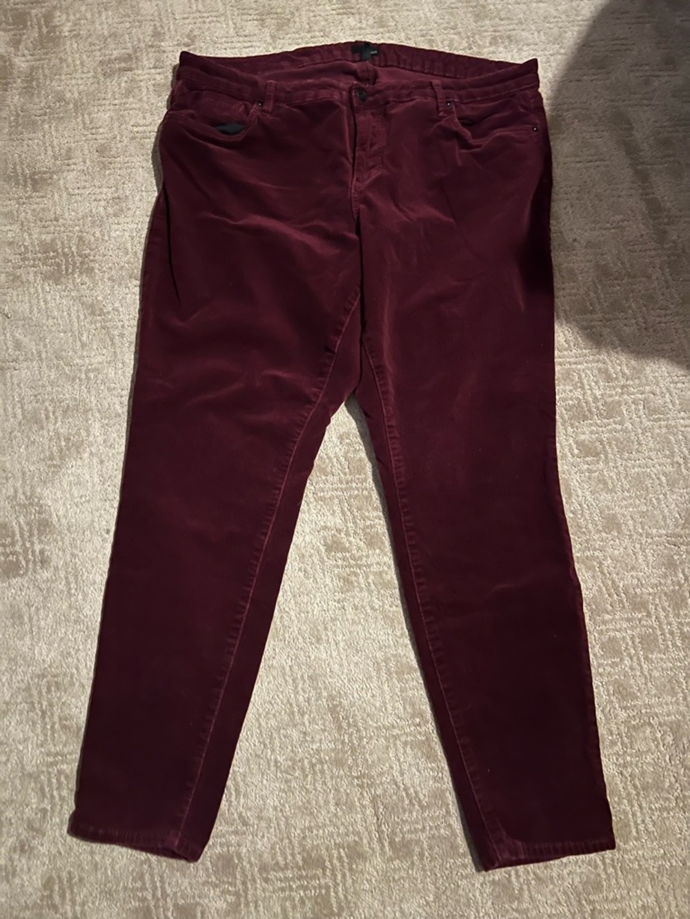 Women's Stretch Corduroy Skinny Pants - Burgundy